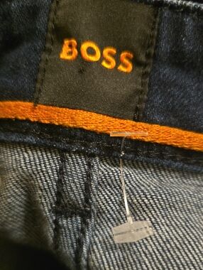 BOSS Jeans Men's Size 30 Navy Blue Maine Regular Fit Jeans